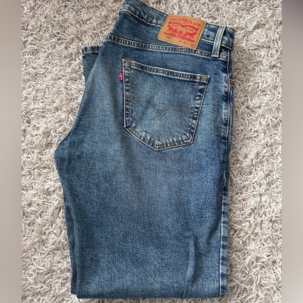 Levi’s 541 men’s 34x30, like new